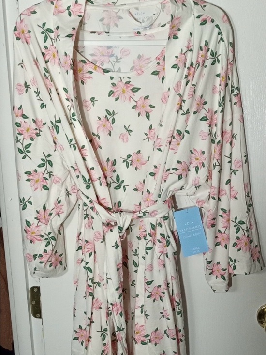 Draper James Other - COPY - Draper James 2 Piece Robe magnolia pink flowers floral robe